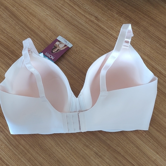 Olga No Side Effects Bra - Picture 5 of 6